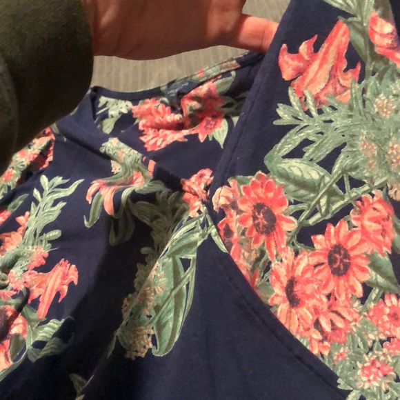 The perfect Lucky Brand Top - Picture 2 of 6